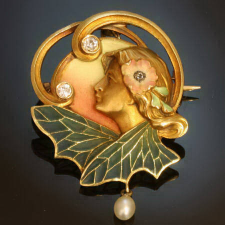 High quality Art Nouveau pendant brooch with plique a jour enamel from the antique jewelry collection of www.adin.be